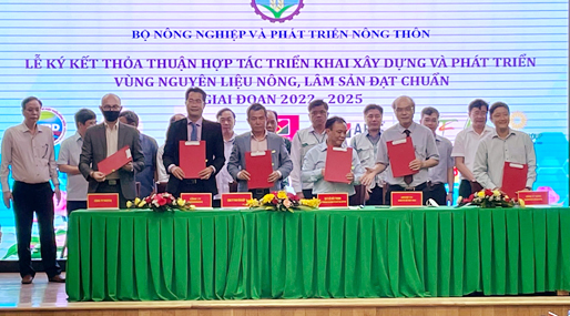 Sorimachi ký kết MOU tham gia đề án các vùng nguyên liệu đạt chuẩn trên cả nước