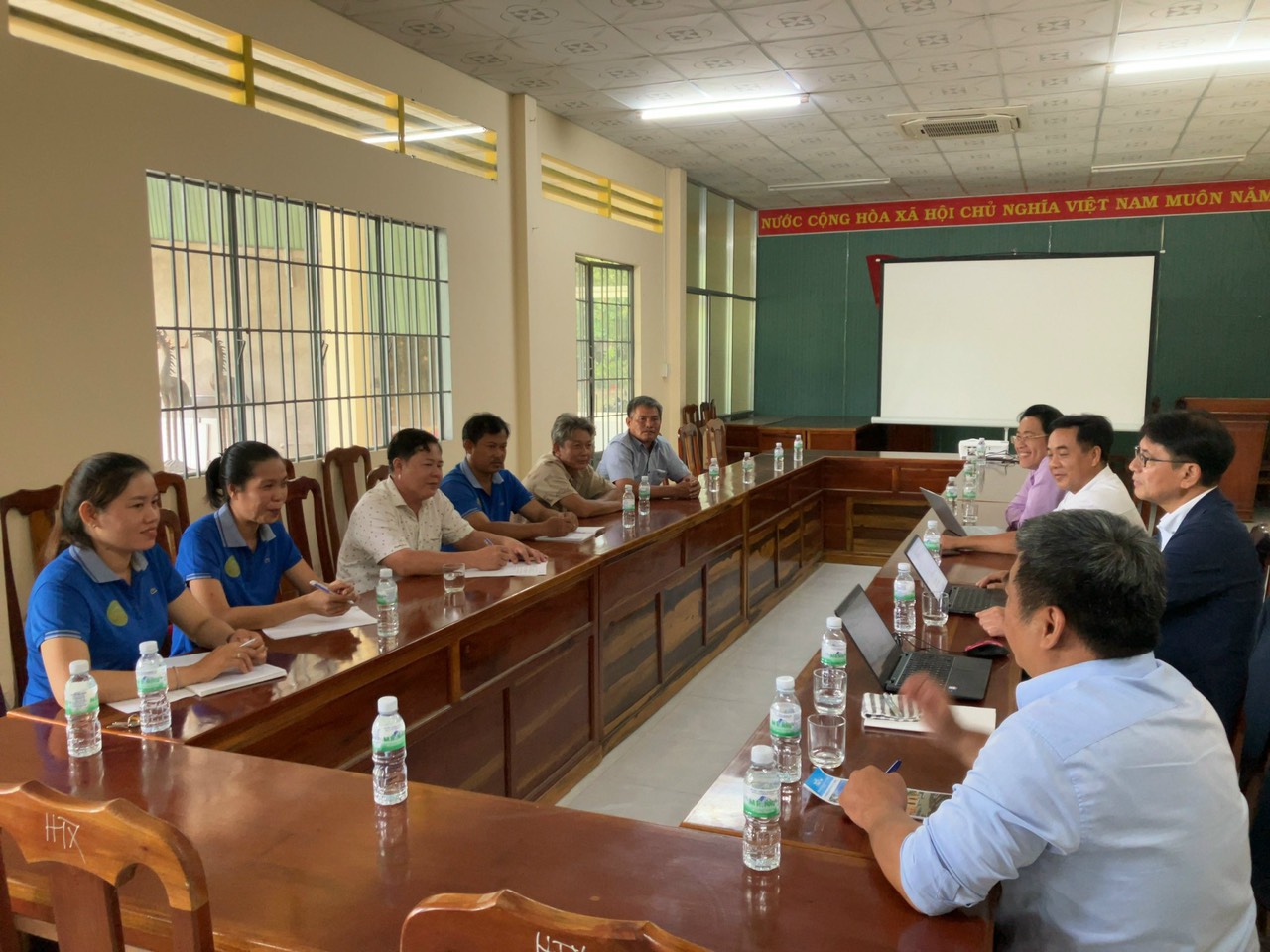 Hiệu quả ứng dụng phần mềm chuyển đổi số của HTX nông nghiệp Rạch Lọp (Trà Vinh)